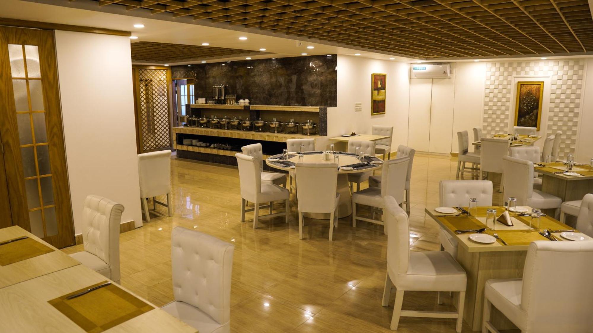 Grand Vistana Hotel ธากา ภายนอก รูปภาพ