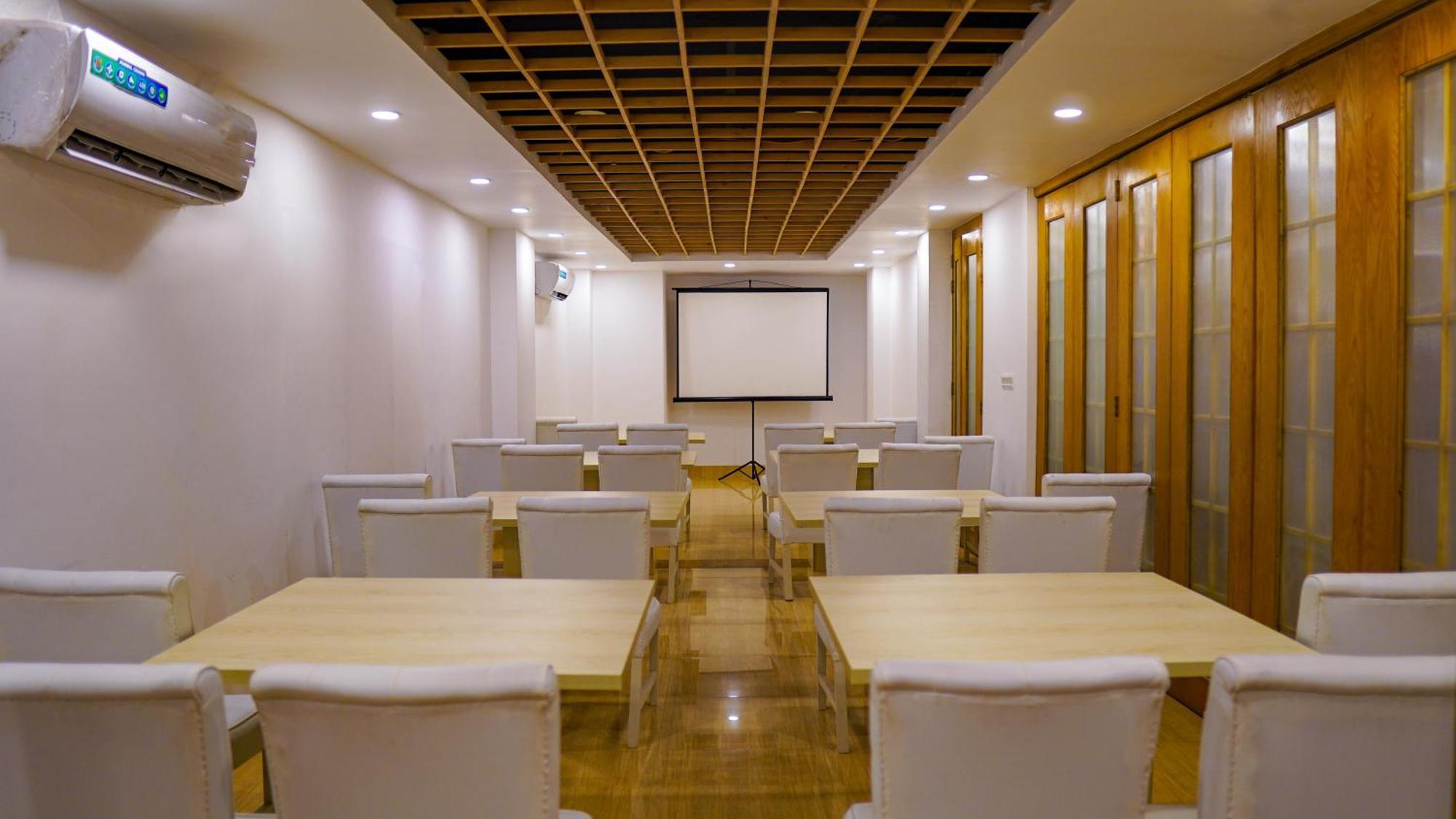 Grand Vistana Hotel ธากา ภายนอก รูปภาพ