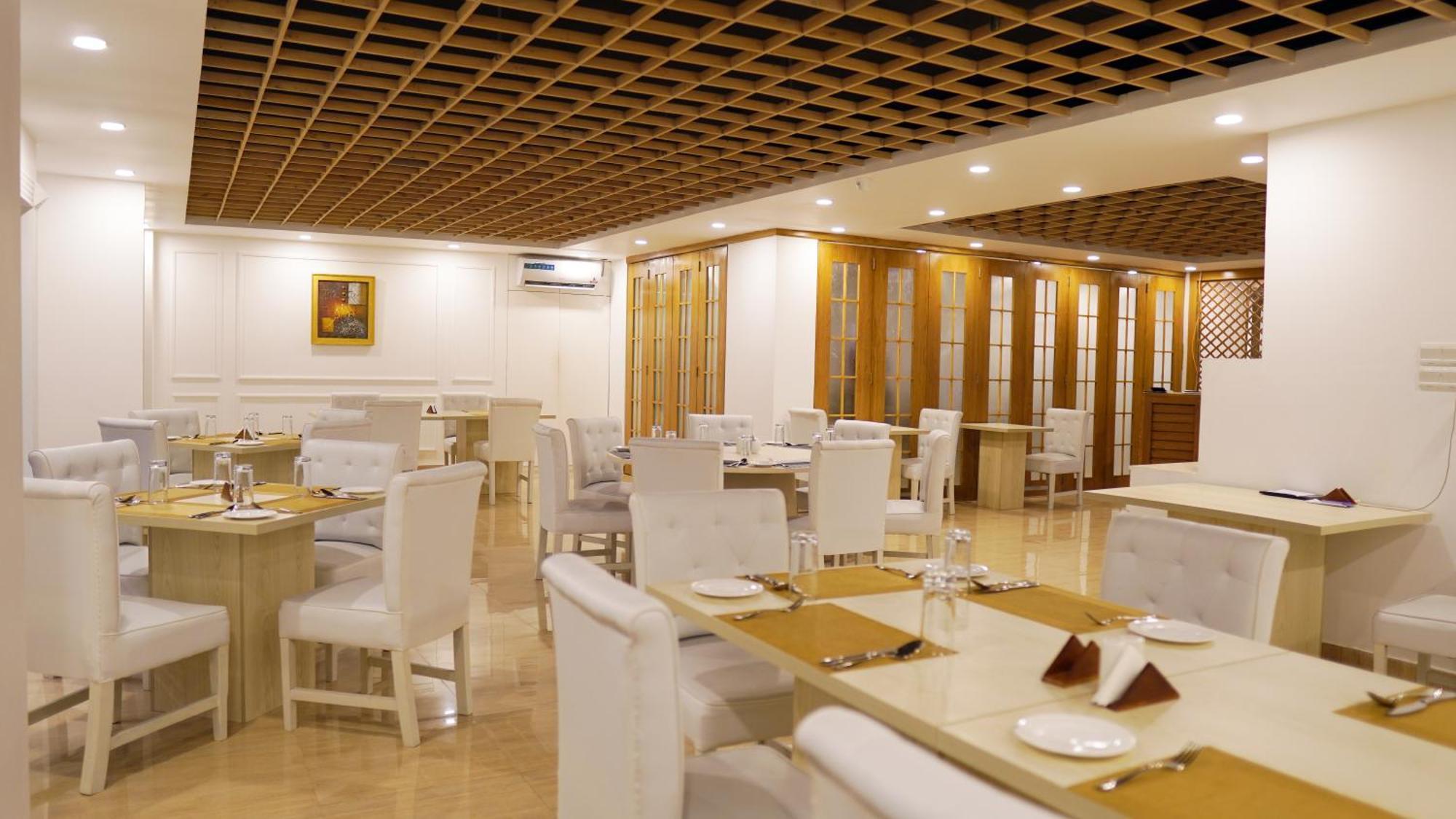Grand Vistana Hotel ธากา ภายนอก รูปภาพ
