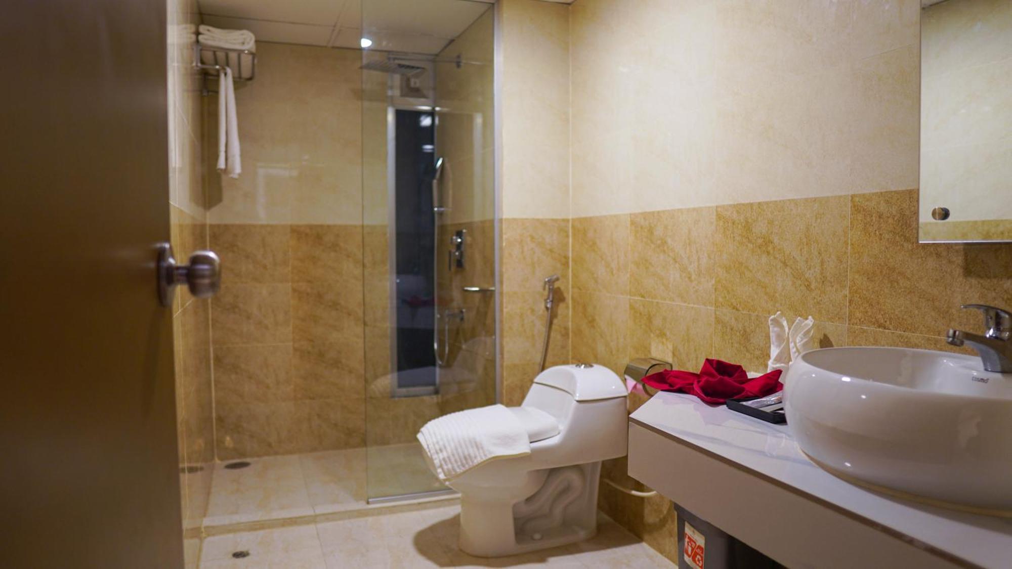 Grand Vistana Hotel ธากา ภายนอก รูปภาพ
