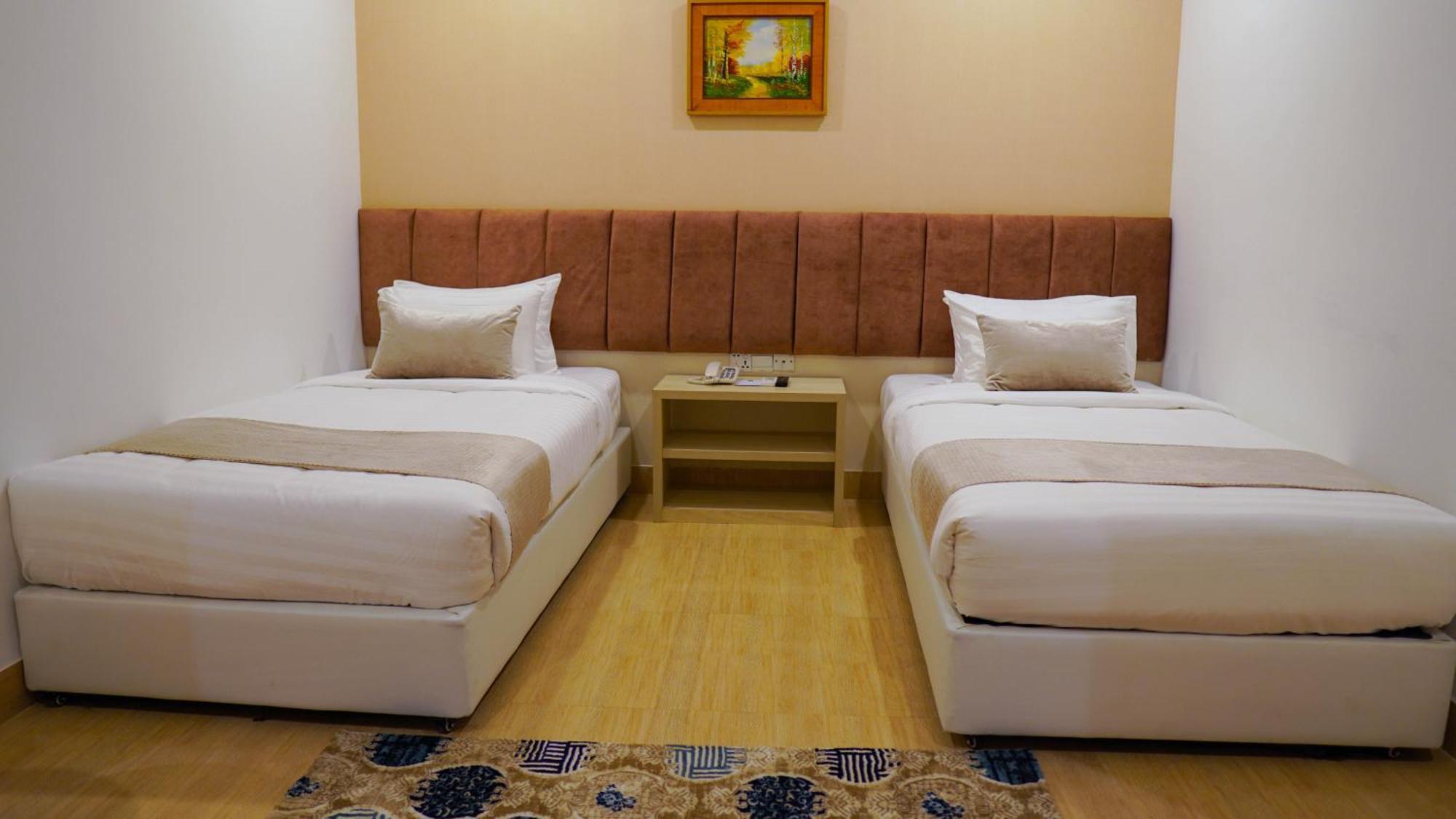 Grand Vistana Hotel ธากา ภายนอก รูปภาพ