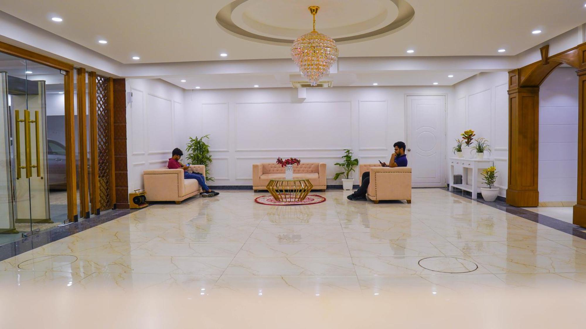 Grand Vistana Hotel ธากา ภายนอก รูปภาพ